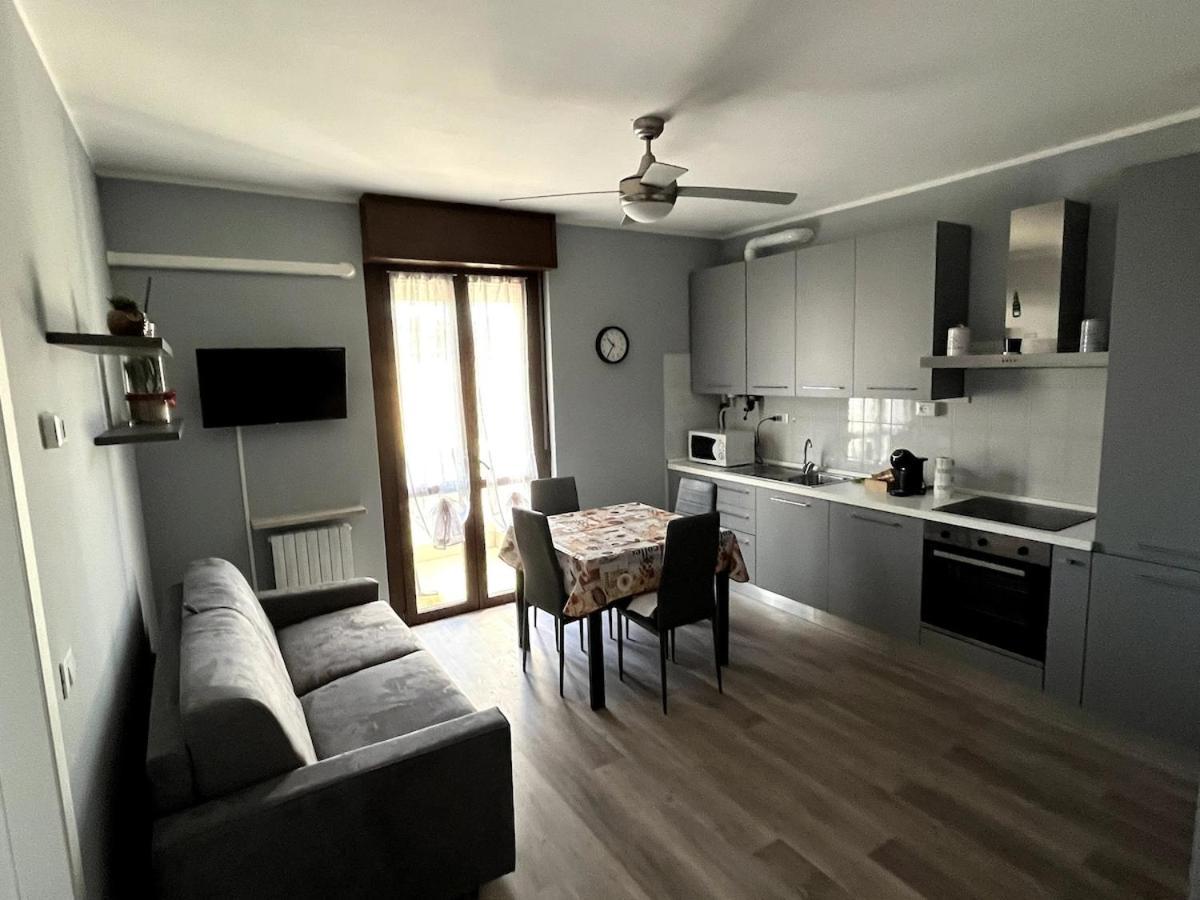Bilocale Con Netflix Incluso Apartment โลดิ ภายนอก รูปภาพ